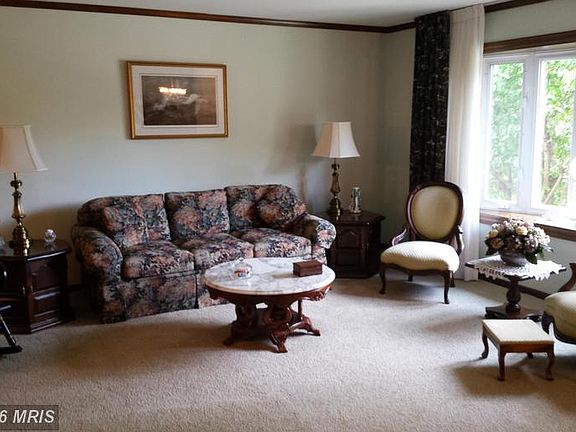 2nd image of 1809 Bear Creek Dr