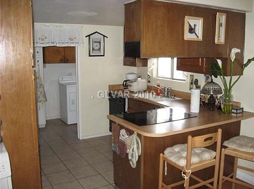 2nd image of 4512 Cinderella Ln
