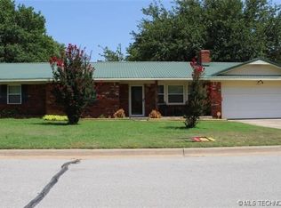 3129 Cardinal Dr, Ardmore, OK 73401