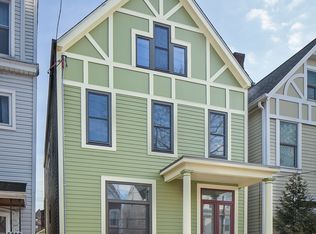 5724 Walnut St, Pittsburgh, PA 15232