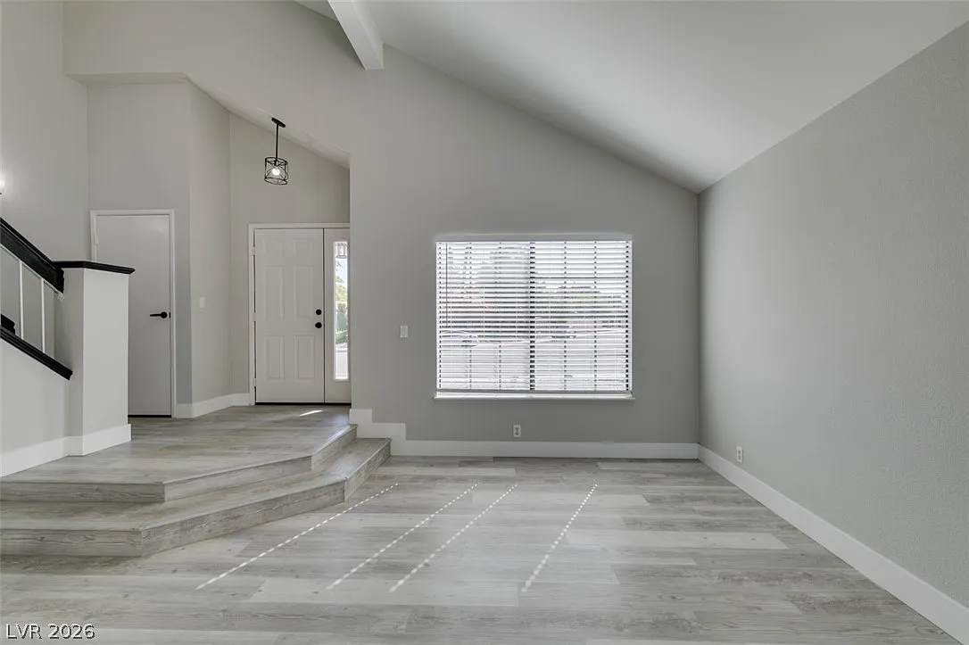 3 bed, 2.5 bath, 1330 sqft, $1,995 — Photo 4