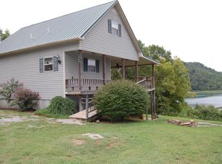 1378 Austin Lake Rd, Baxter, TN 38544