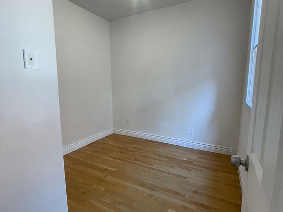 5th image of 1246 Bush St APT 17
