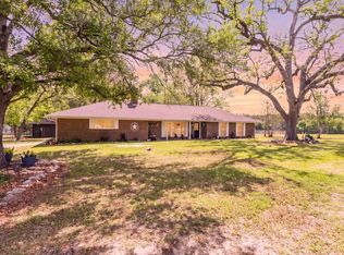 209 Camden Rd, Chester, TX 75936