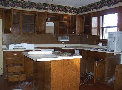 4th image of 206 Canterbury Cir