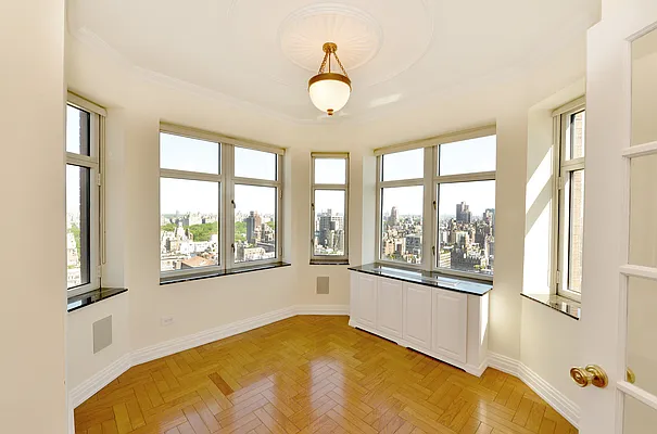Rented by Furumoto Realty of New York City Inc | media 33