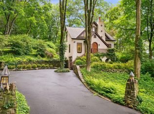 9 Campfire Rd, Chappaqua, NY 10514