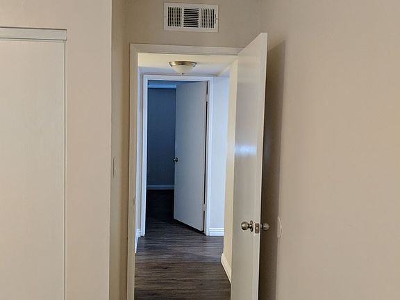 5th image of 176 S Virgil Ave APT 101