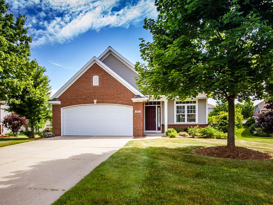 1st image of 4749 Charleston Ct