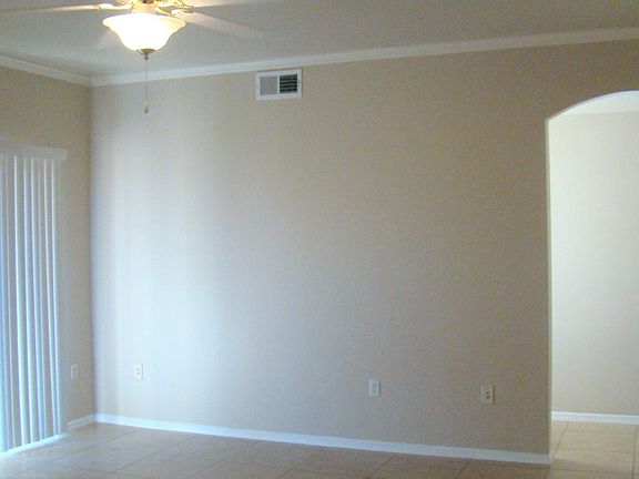 5th image of 5401 E Van Buren St Unit 1021
