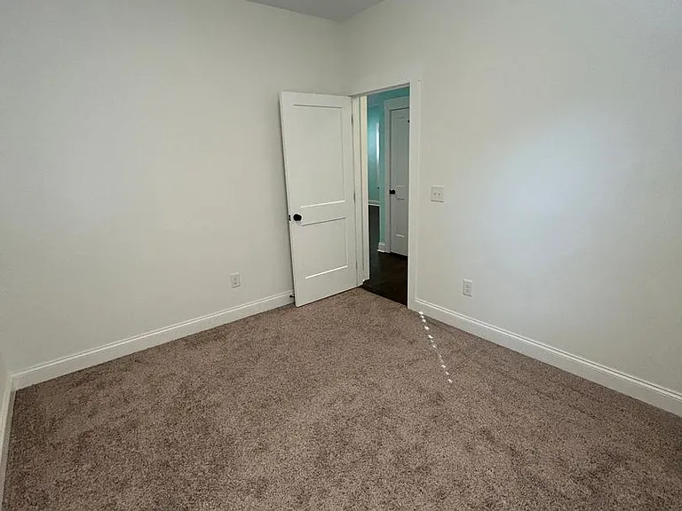 27 Burgess Ave — Photo 16