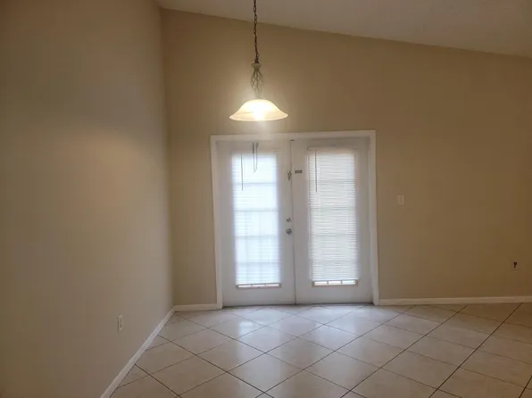 2002 S 10th Street Apt C, Fort Pierce, FL 34950
