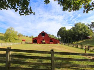 7391 Little Hurricane Ck, Mc Ewen, TN 37101