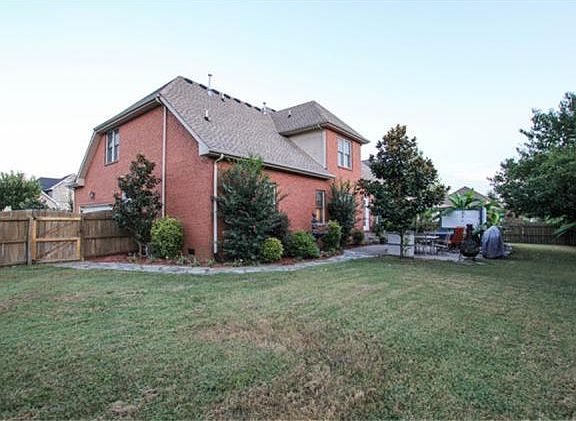 4th image of 2717 Marilyn Ct