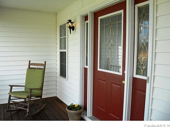 4th image of 110 Fairgate Dr