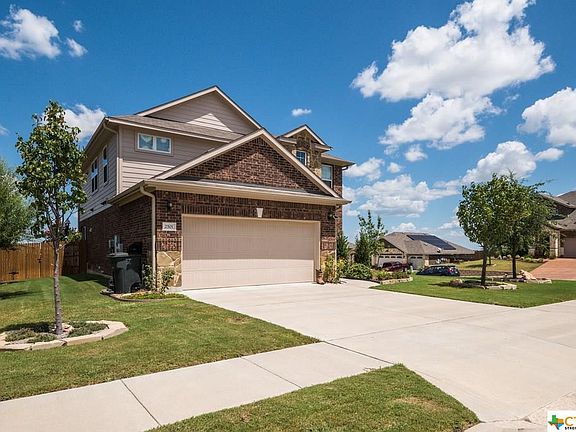3rd image of 2501 John Helen Dr