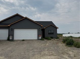 2024 River Bend Rd, Billings, MT 59106