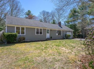 102 Victoria St, Centerville, MA 02632
