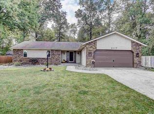 2117 Lima Valley Dr, Fort Wayne, IN