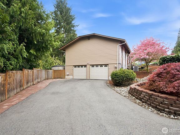 5th image of 20210 107th Avenue NE