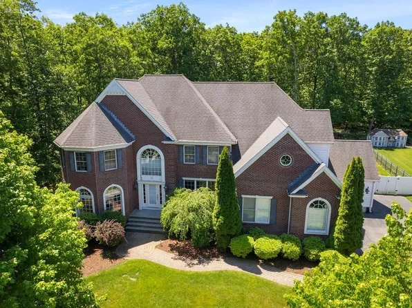 12 Ronald C Meyer Dr, North Attleboro, MA 02760