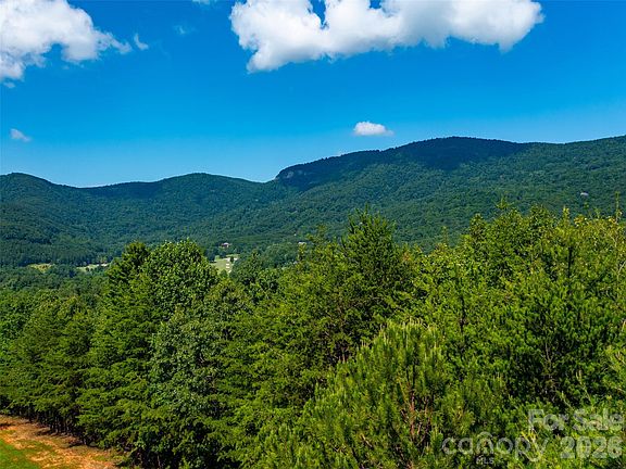 5th image of 40 Deep Gap Farm Rd E
