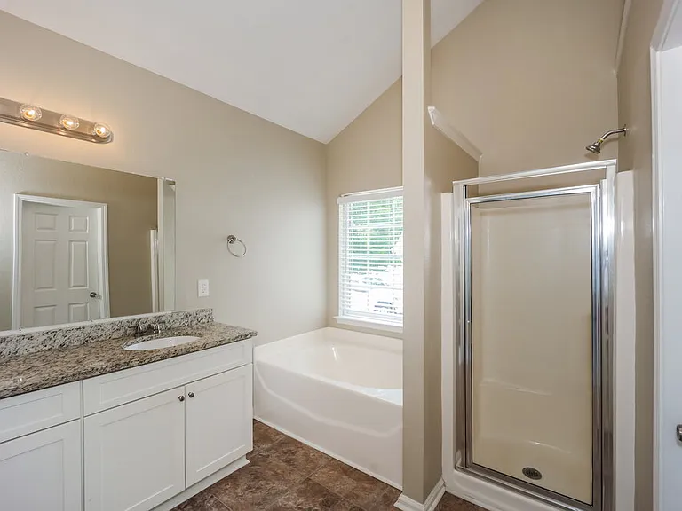 4617 Ravenwood Loop — Photo 11