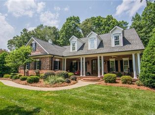 6695 Fox Ridge Cir, Davidson, NC 28036