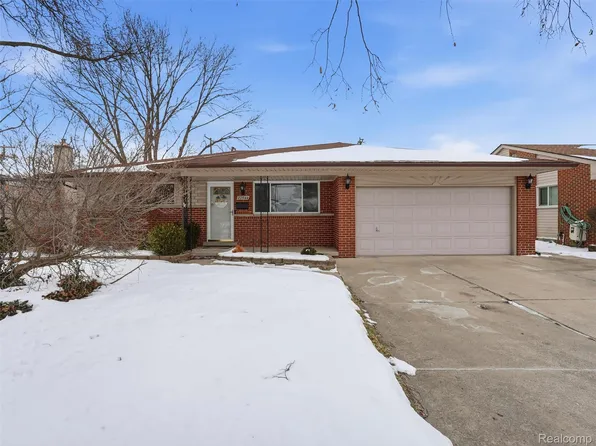 27944 Flanders Ave, Warren, MI 48088