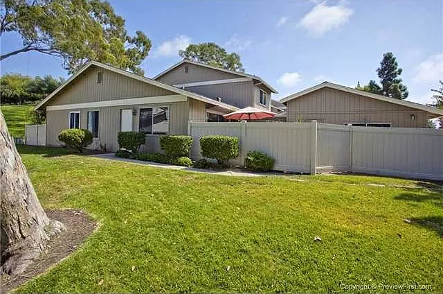 315 Countrywood Ln