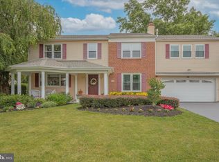 111 Forest Trail Dr, Lansdale, PA 19446