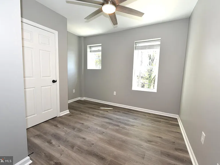 2225 W Baltimore St — Photo 21