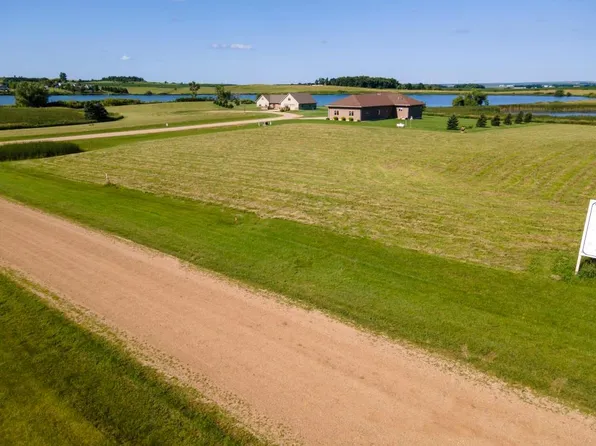 1st St W, Lake Wilson, MN 56151