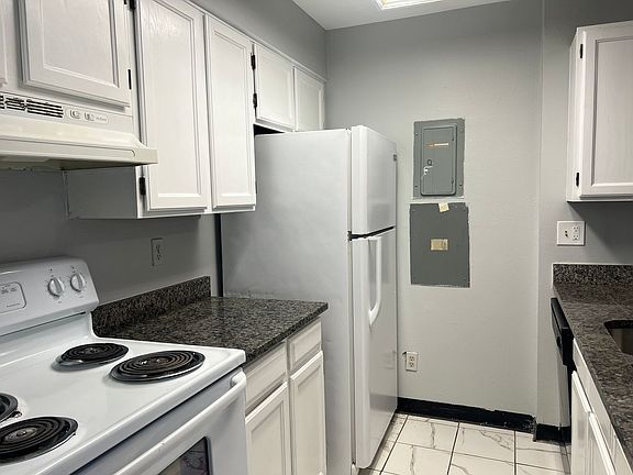 4th image of 14780 E Kentucky Dr APT 427
