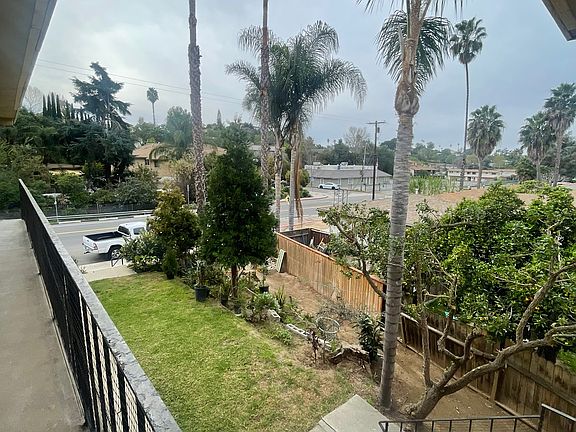 4th image of 838 Eucalyptus Ave #3