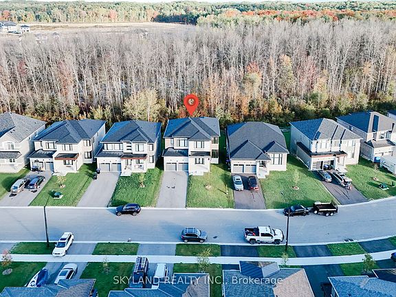2nd image of 33 Del Ray Cres