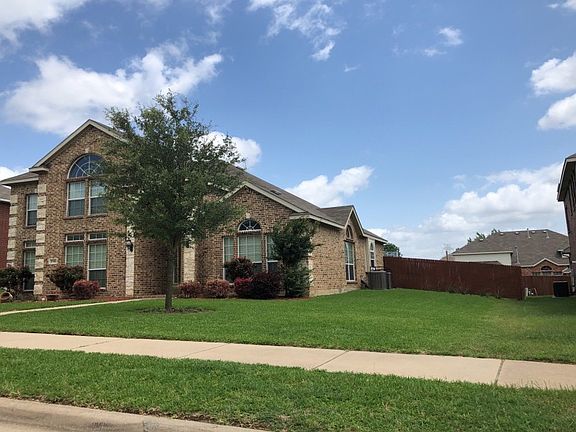 2nd image of 1741 Blue Stream Dr