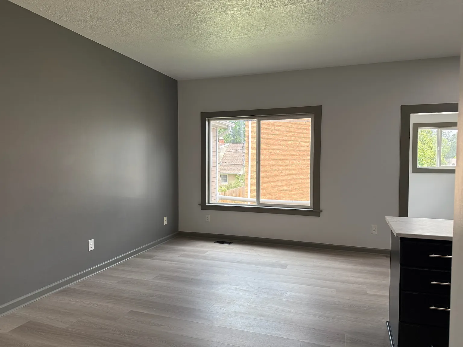 2 bed, 2.5 bath, 1276 sqft, $1,575 — Photo 4