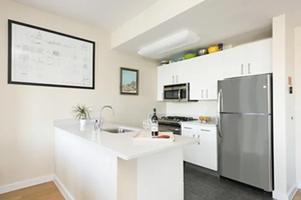 Rented by City View Living | media 28