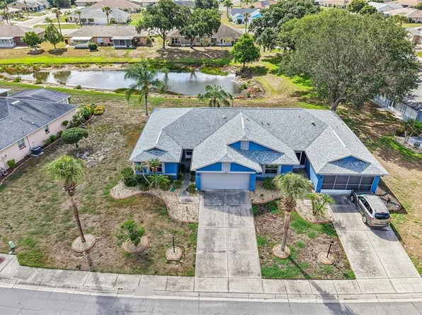 1925 Grand Cypress Ln, Sun City Center, FL 33573