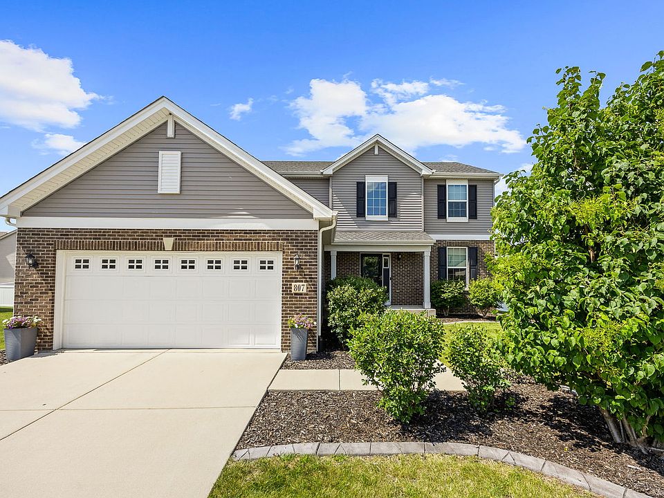 1st image of 807 High Grove Dr