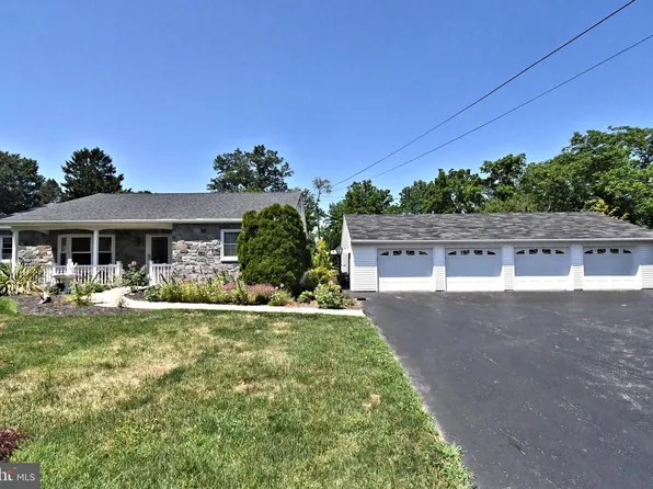 1207 Township Line Rd, Phoenixville, PA 19460