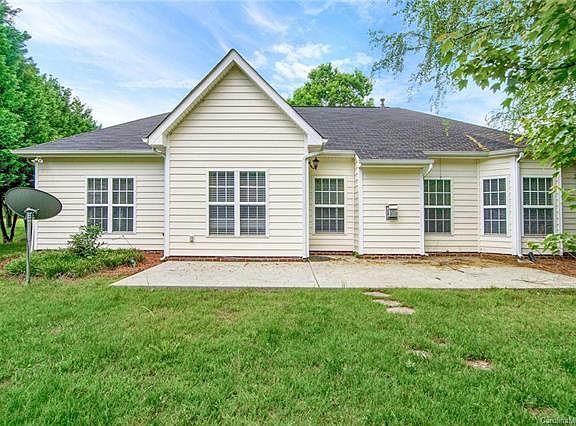 5th image of 7434 Sedgebrook Dr W