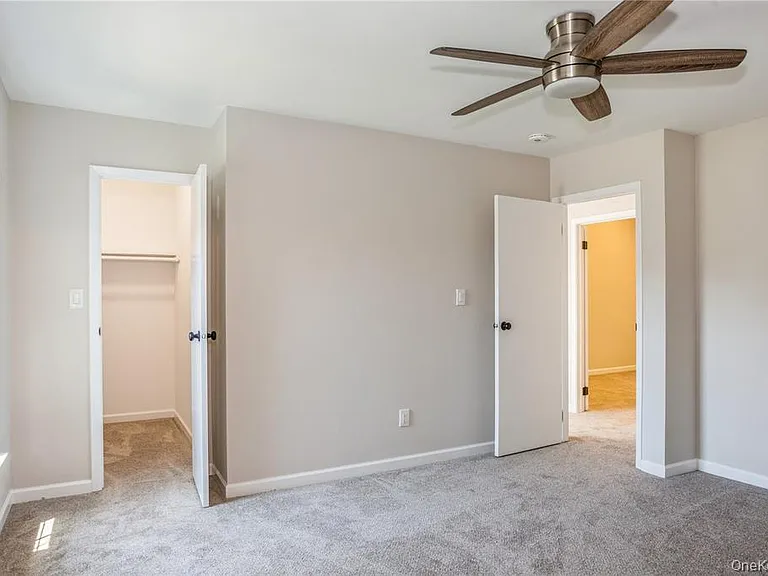 9 N McConnell Ave — Photo 16