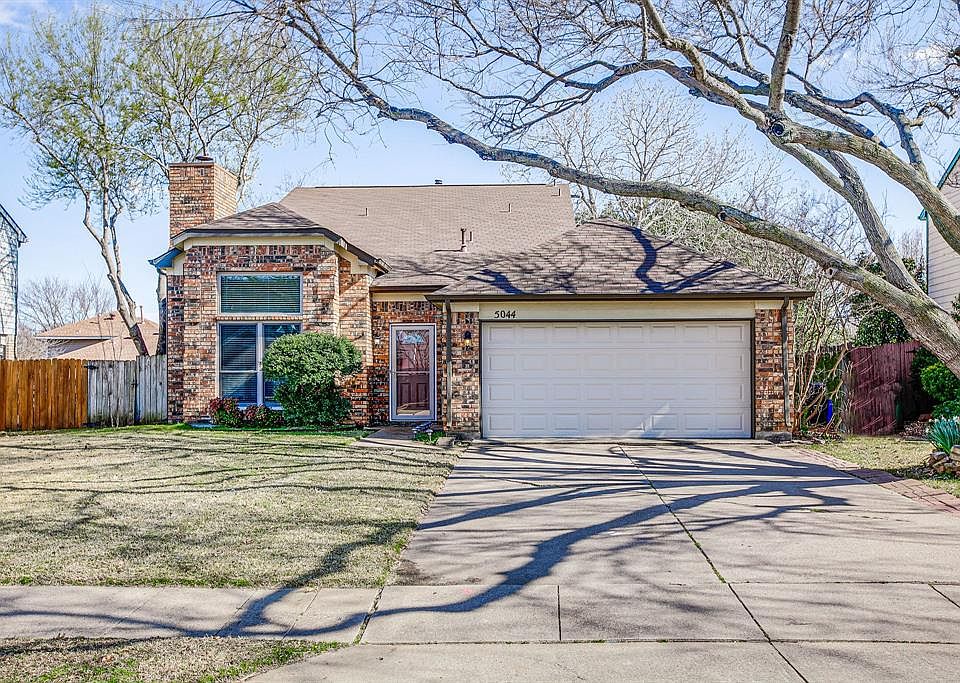 1st image of 5044 Colonial Dr