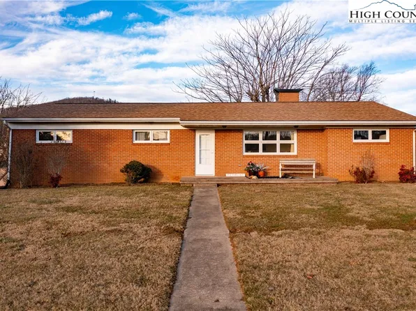 23 Hal Street, Sparta, NC 28675
