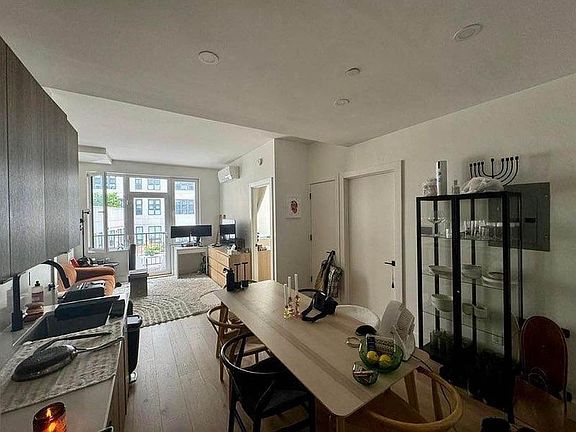 4th image of 488 Marcus Garvey Blvd #3C