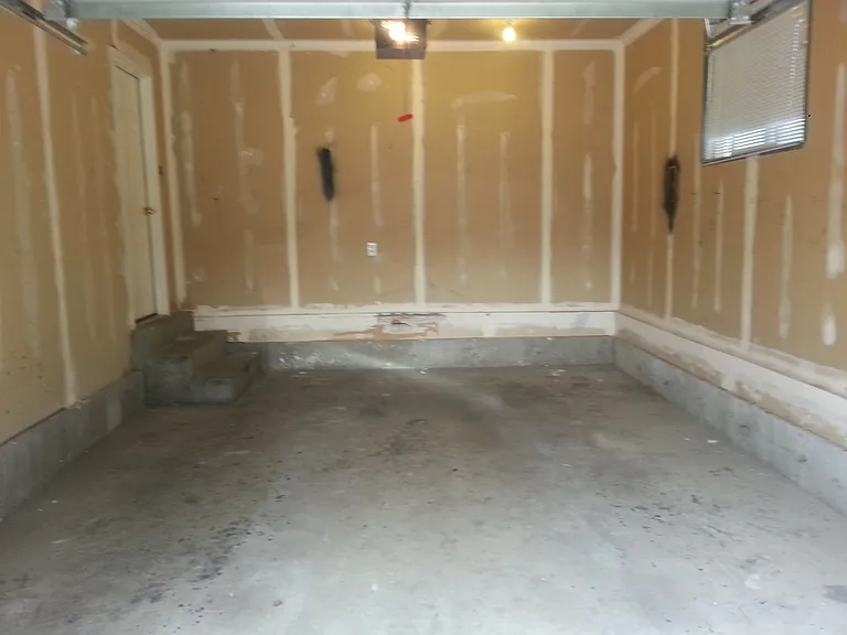 631 E Main St — Photo 26