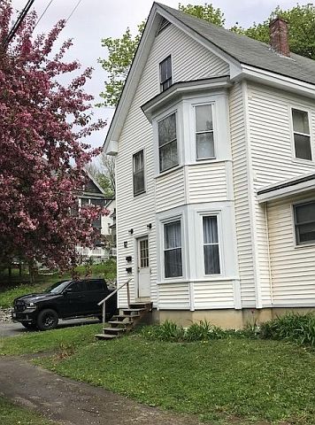 1st image of 82 2nd St