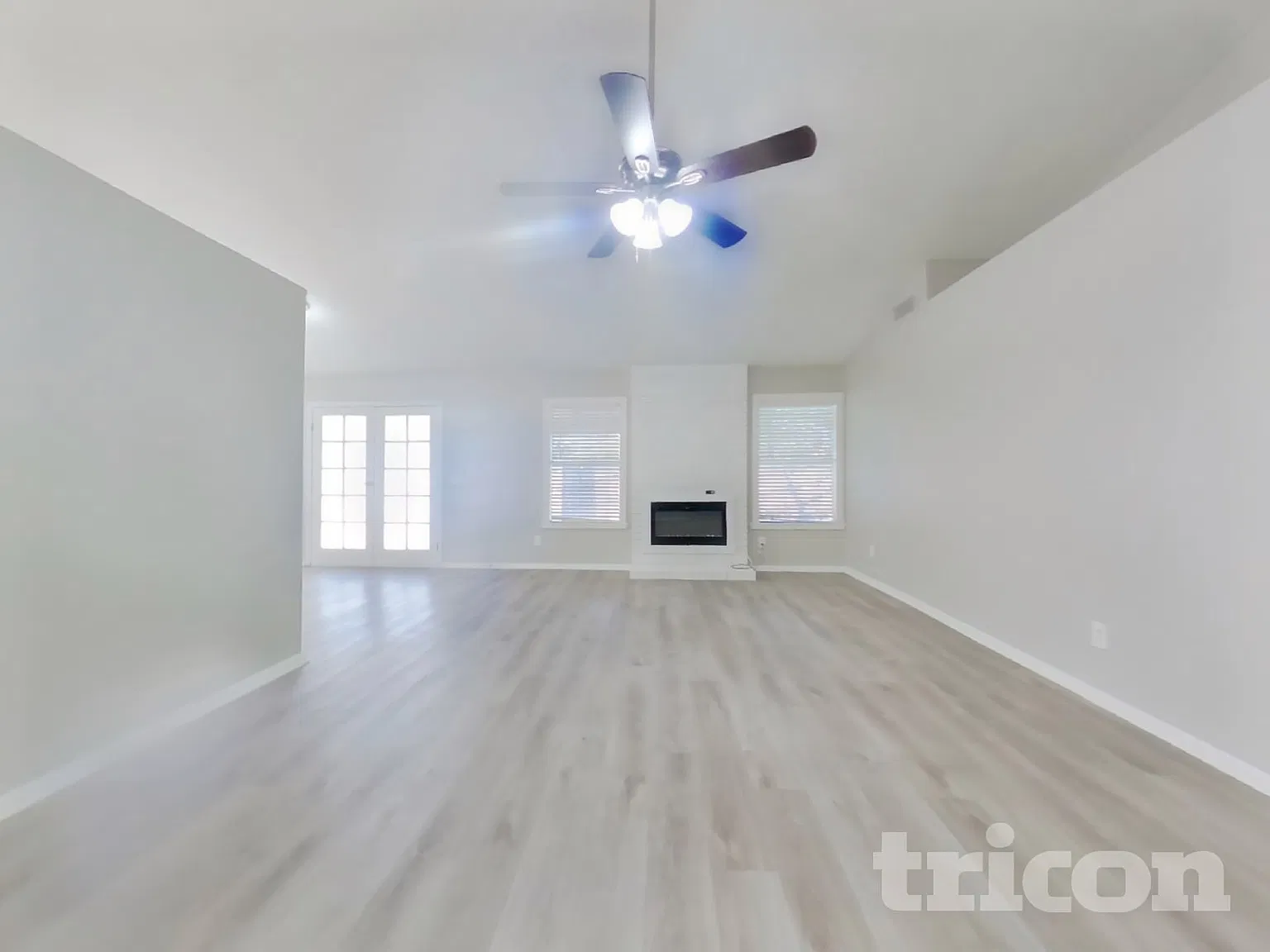 1424 N Hamilton Place Chandler AZ — Photo 3
